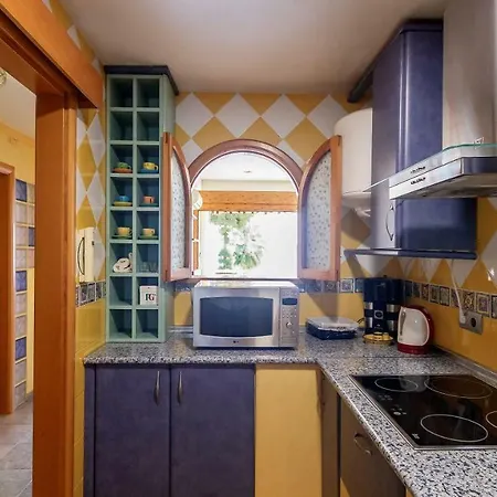 Apartment 797 Holiday Rentals- Piso Con Vistas Al Mediterraneo Y A La Carihuela